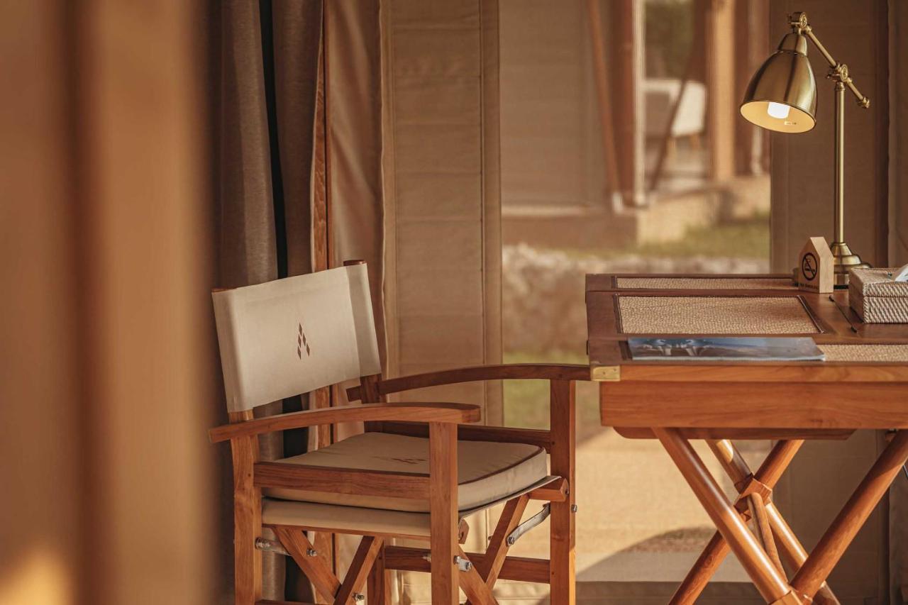 Aladdin Luxury Camp Phuket Hotel Bagian luar foto